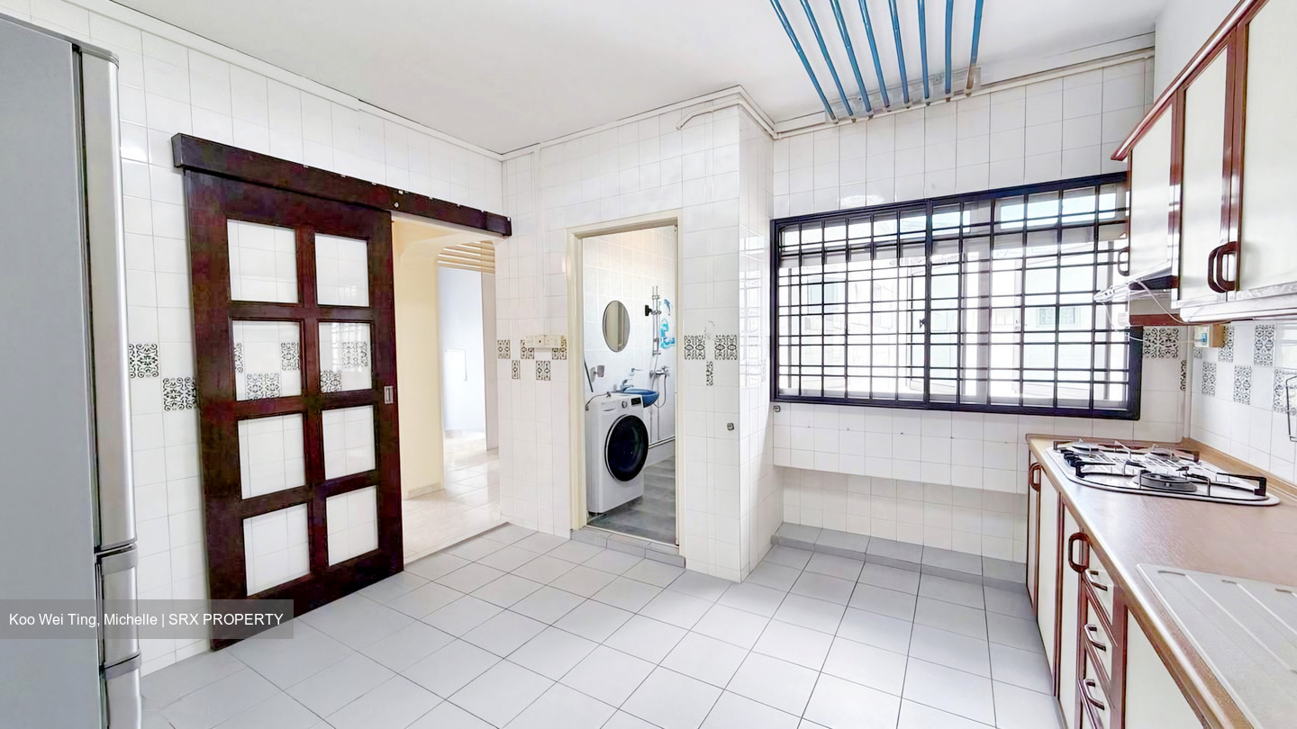 Blk 842 Jurong West Street 81 (Jurong West), HDB Executive #576133821